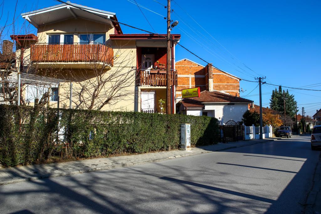 The Comfy Hostel Скопие Екстериор снимка