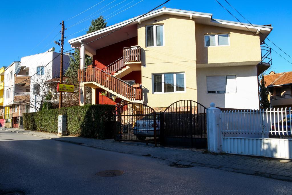 The Comfy Hostel Скопие Екстериор снимка